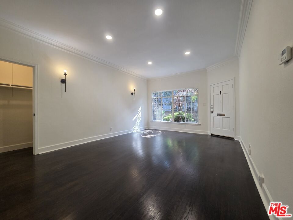 107 N Sweetzer Avenue #3/4