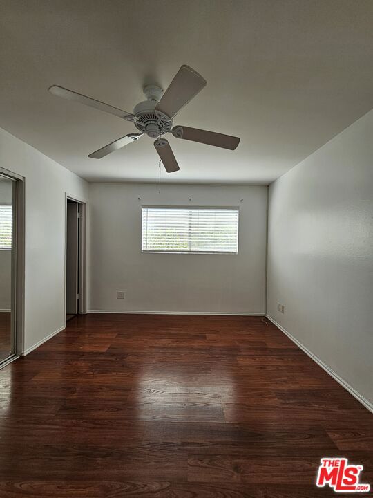 2112 Manhattan Beach Boulevard, Redondo Beach CA: https://media.crmls.org/mediaz/9f2738a5-dd40-4968-97d2-1016766e65cf.jpg