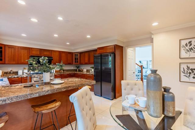 370 Sailfish, Foster City CA: https://media.crmls.org/mediaz/9f276e75-4a40-4586-a838-5a8c89e8b3d5.jpg