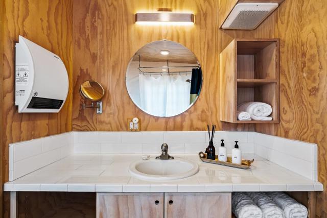 68 Live Oak Road, Royal Oaks CA: https://media.crmls.org/mediaz/9f282374-4f0d-4f42-9e29-1ff2354d8b48.jpg