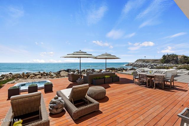 25-web-or-mls-25 - Back Patio Deck