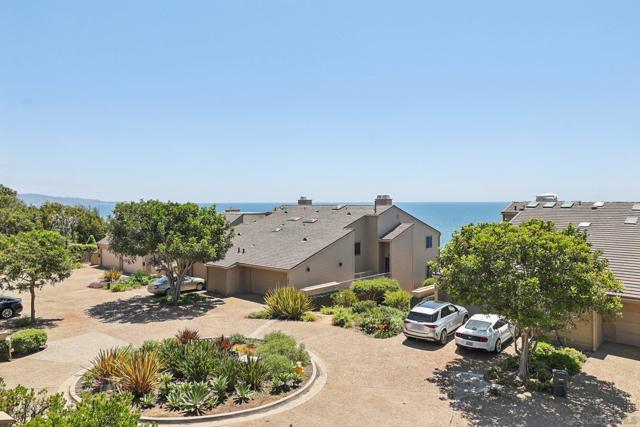 119 Spinnaker Ct, Del Mar CA: https://media.crmls.org/mediaz/9f2966ae-4179-4129-ac37-857b0b9e8391.jpg