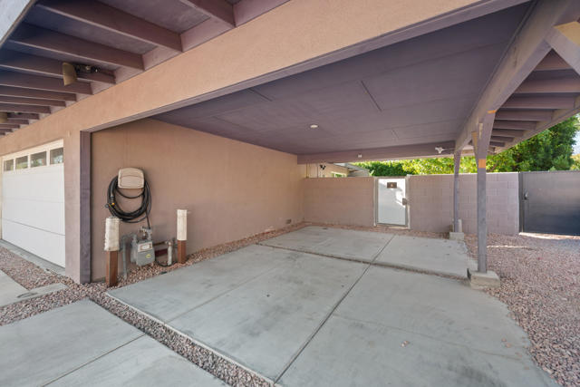 2749 E Livmor Avenue, Palm Springs, CA 92262