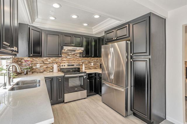 952 Coventry Way, Milpitas CA: https://media.crmls.org/mediaz/9f2a6c1a-b024-4764-8356-2853a4c2e7b9.jpg