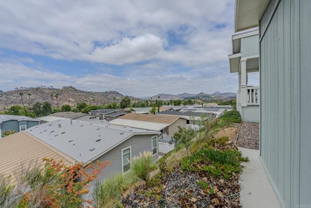 4650 Dulin, Fallbrook CA: https://media.crmls.org/mediaz/9f2a7e21-951d-4ce2-8cf1-fca94b014f28.jpg