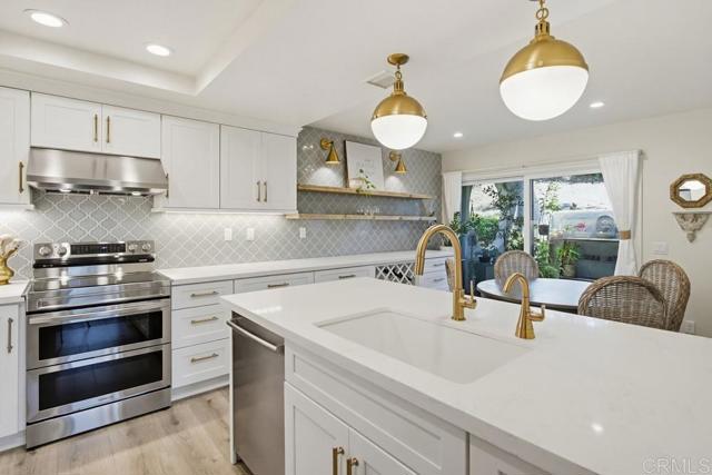 Detail Gallery Image 13 of 41 For 11870 Caminito Ronaldo #139,  San Diego,  CA 92128 - 3 Beds | 2 Baths