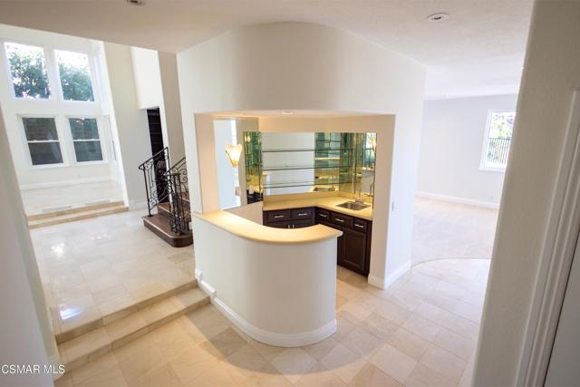 32715 Pacifica Court, Westlake Village CA: https://media.crmls.org/mediaz/9f2b82bc-7d2b-4c28-be29-862112452ae6.jpg