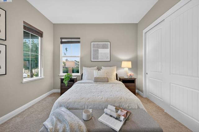 7058 Atlas Peak Dr, Dublin CA: https://media.crmls.org/mediaz/9f2bc5cb-1279-4f1a-a8c3-ce7d7d625817.jpg