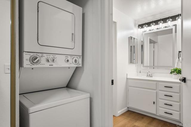 Image 9 of 27 For 18577 Caminito Pasadero  415