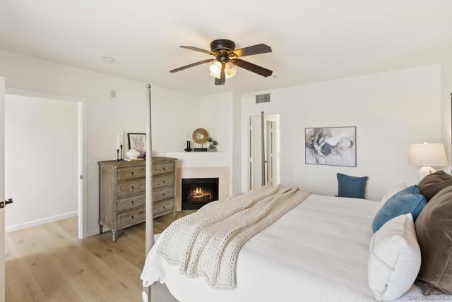 7520 Draper Ave, La Jolla CA: https://media.crmls.org/mediaz/9f2d7045-d29c-4b81-a553-455886edd755.jpg