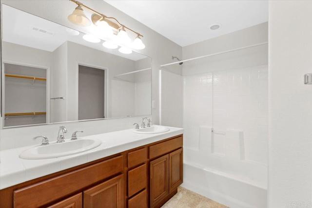 Detail Gallery Image 11 of 25 For 16903 New Rochelle Way, San Diego,  CA 92127 - 2 Beds | 2/1 Baths