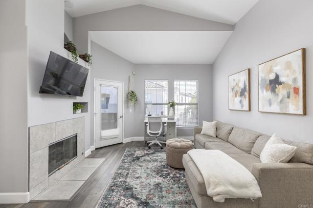 Detail Gallery Image 10 of 27 For 7577 Hazard Center Dr, San Diego,  CA 92108 - 2 Beds | 2 Baths