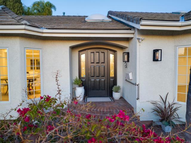 Detail Gallery Image 10 of 68 For 1248 via Christina, Vista,  CA 92084 - 4 Beds | 3 Baths