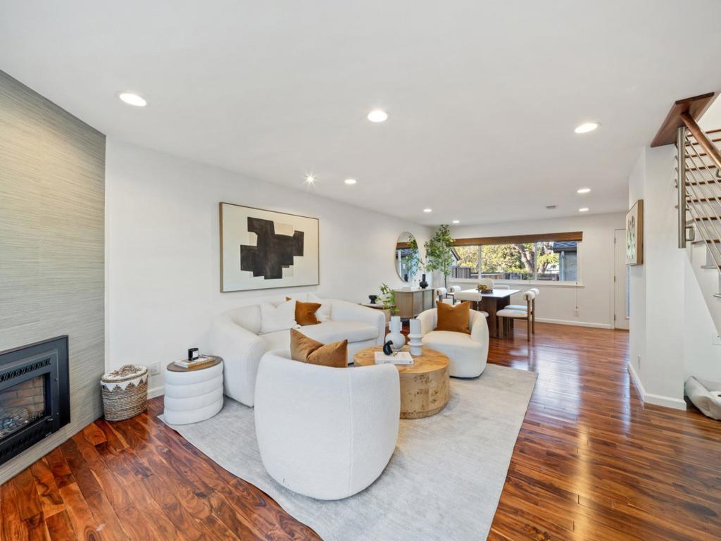 1031 Las Palmas Drive