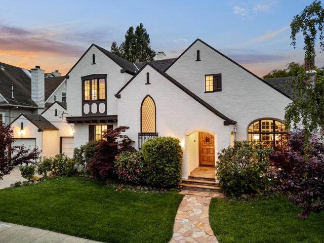 245 Chapin Lane, Burlingame CA: https://media.crmls.org/mediaz/9f2fa63b-ab69-4c85-8a7a-41d305fb54f7.jpg