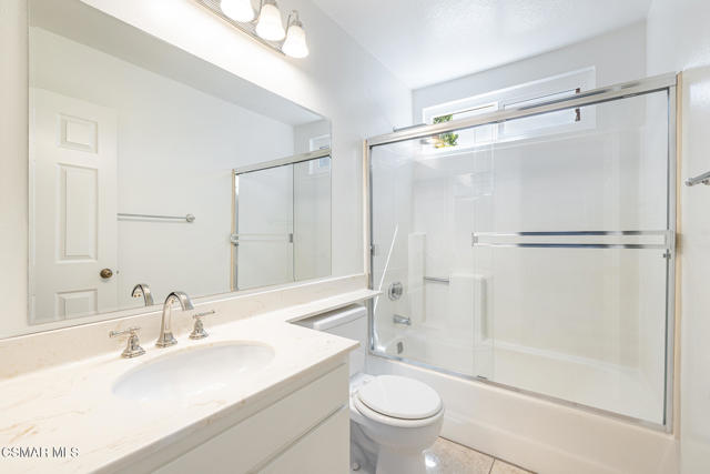 5813 Cochran Street, Simi Valley CA: https://media.crmls.org/mediaz/9f305eb1-4104-4c55-80ea-5098ca31c581.jpg