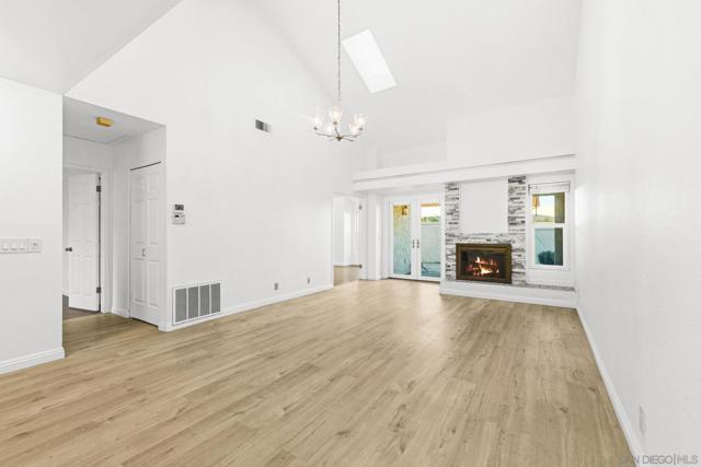 15905 Avenida Villaha, San Diego CA: https://media.crmls.org/mediaz/9f326d57-06e2-4903-8c39-a36fa5874bbe.jpg