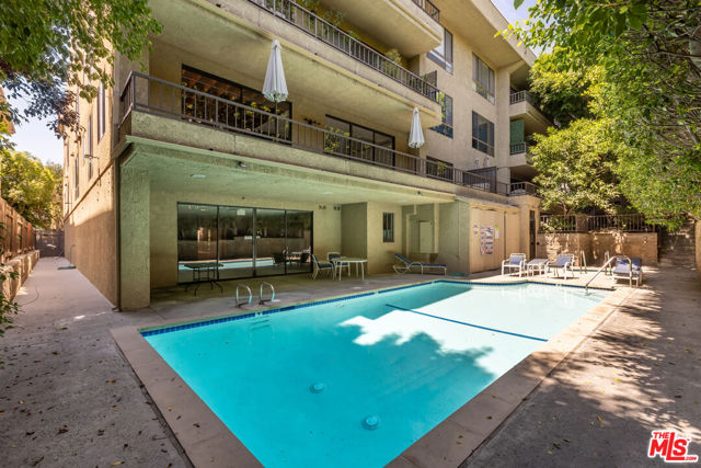 1210 N Kings Road, West Hollywood CA: https://media.crmls.org/mediaz/9f32deaa-3b0c-49a2-be64-5fd8c489e48d.jpg