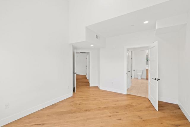777 Walnut Street, San Carlos CA: https://media.crmls.org/mediaz/9f336194-390d-46f1-b5d6-8ef59cc2764d.jpg