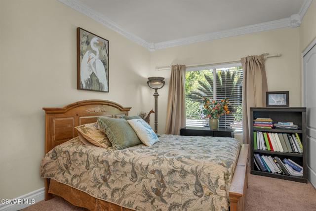 1826 Crystal View Circle, Newbury Park CA: https://media.crmls.org/mediaz/9f336c62-cecd-461f-b8e9-fcf550118f0c.jpg