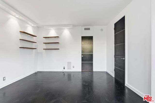 1100 Alta Loma Road, West Hollywood CA: https://media.crmls.org/mediaz/9f34a879-9884-4818-a66d-66560f293f84.jpg