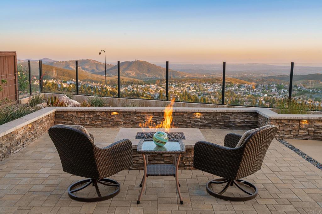 1117 Vega Way - photo 4