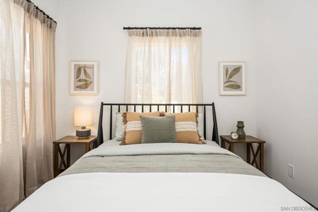 2445 47 A Street, San Diego CA: https://media.crmls.org/mediaz/9f368b2c-294f-4be9-93ee-3090f4e3986f.jpg