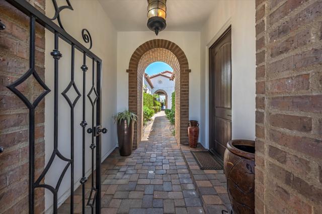 58440 Aracena, La Quinta CA: https://media.crmls.org/mediaz/9f36c601-97c0-4608-81be-8b7d2e578efd.jpg