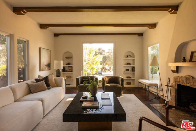 1401 Moncado Drive photo 9