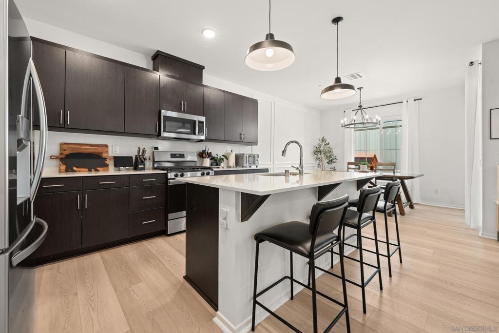 MLS #250034988SD img 5