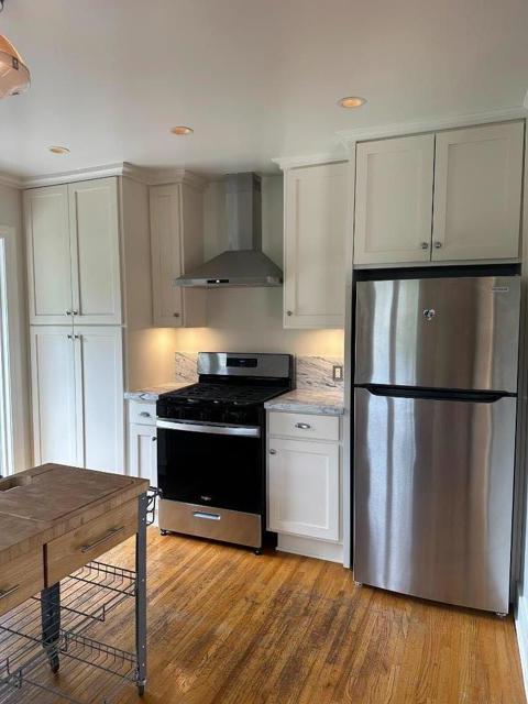 3860 Minerva Avenue, Los Angeles CA: https://media.crmls.org/mediaz/9f397638-753b-458c-a07a-0f706018bdc7.jpg
