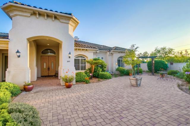 1495 Meredith Road, Fallbrook CA: https://media.crmls.org/mediaz/9f39adff-1bec-4bf9-8d07-2336d424758e.jpg