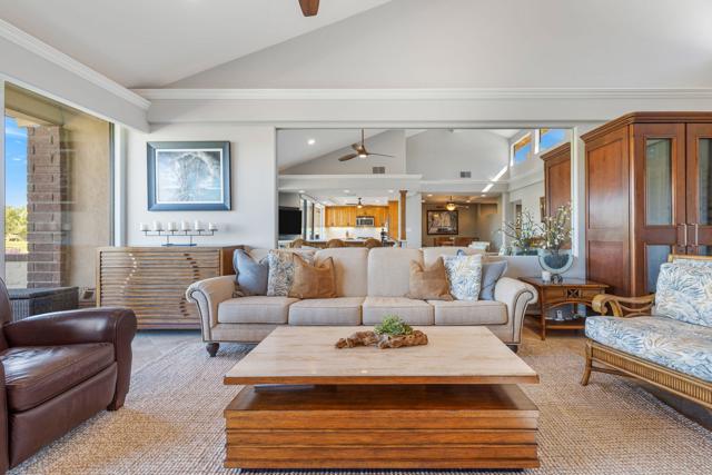 Image 9 of 48 For 352 Villena Way