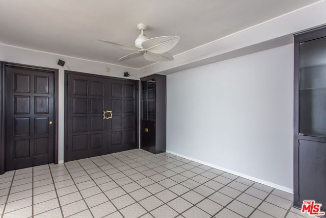 22548 PACIFIC COAST Highway, Malibu CA: https://media.crmls.org/mediaz/9f39eaf8-e8da-44ec-8e5a-5c44e30a4c63.jpg