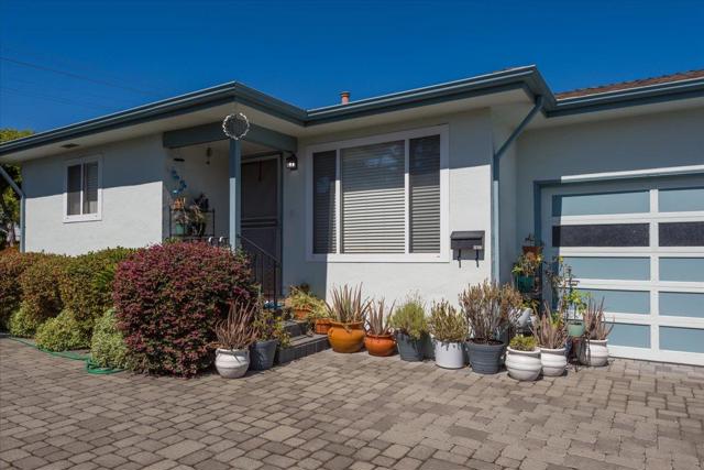 1927 Palm Avenue, San Mateo CA: https://media.crmls.org/mediaz/9f3a1074-0bd5-4c06-bc8e-22af68ec0f73.jpg