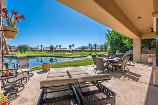 55274 Big Spring, La Quinta CA: https://media.crmls.org/mediaz/9f3a5a0a-4ff6-455d-ad91-ac540cdb7c94.jpg