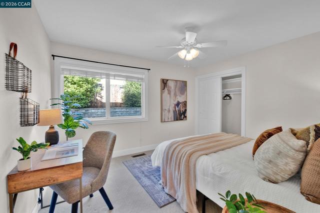 Image 17 of 53 For 367 Mt Washington Way