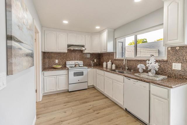 3293 Column Court, San Jose CA: https://media.crmls.org/mediaz/9f3abab7-f1ca-4353-bba4-be4cc4039b85.jpg