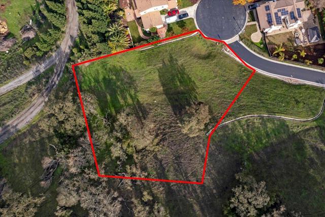 2894 Berwick Avenue, Gilroy CA: https://media.crmls.org/mediaz/9f3b4e49-54cd-47be-affc-0131d632e4dd.jpg