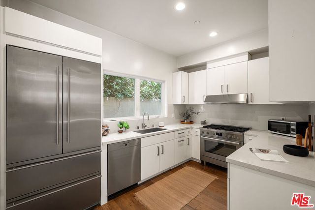 943 16th Street, 4 photo 4