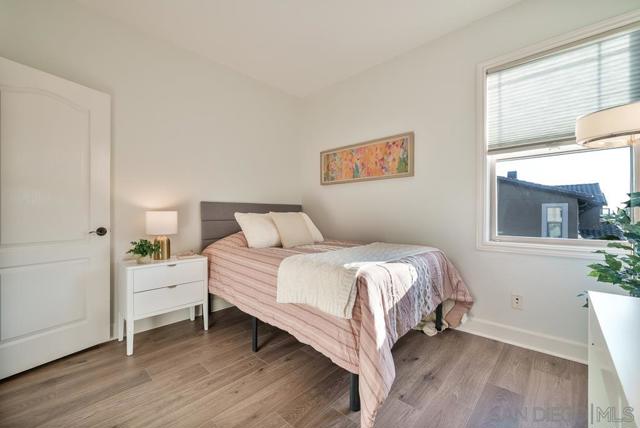 15820 Paseo Del Sur, San Diego CA: https://media.crmls.org/mediaz/9f3c5054-5006-44f7-80d5-3ca25e51d3ef.jpg