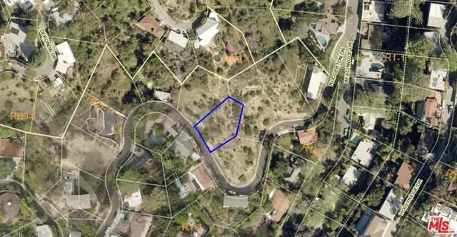 6053 Rodgerton Drive, Los Angeles CA: https://media.crmls.org/mediaz/9f3c889f-c5c8-4b50-9d2a-eb53be372859.jpg