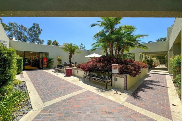 Detail Gallery Image 30 of 35 For 3417 Punta Alta #C,  Laguna Woods,  CA 92637 - 2 Beds | 2 Baths