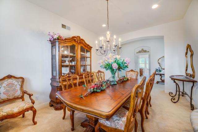 1964 Tracy Ct, Fallbrook CA: https://media.crmls.org/mediaz/9f3d61ab-cf8e-4d5a-9150-e46dce009db2.jpg