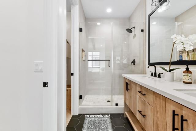 1400 Anacona Place, Encinitas CA: https://media.crmls.org/mediaz/9f3d68e5-5c4b-4d89-b673-c53b2f61f1c0.jpg