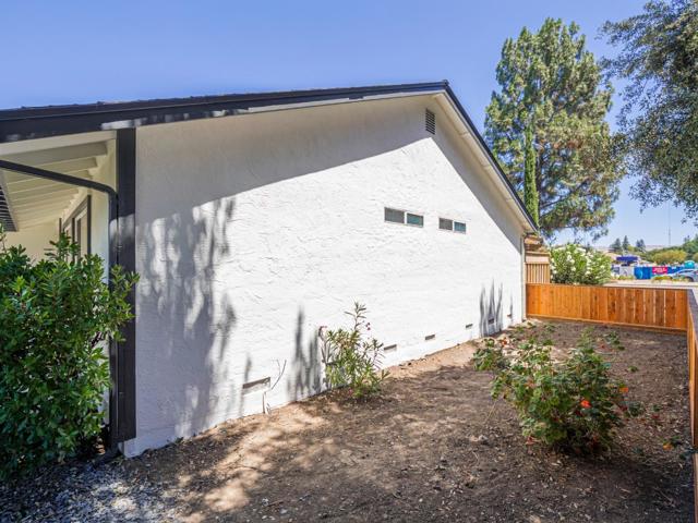 6055 Larchmont Court, San Jose CA: https://media.crmls.org/mediaz/9f3e149e-d5fa-4918-b2be-e0c48ef74d75.jpg