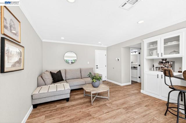 907 Hazel St, Livermore CA: https://media.crmls.org/mediaz/9f3fd6b0-6afe-4ce4-b433-dcf1cfb62aa6.jpg