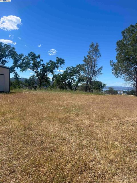 1123 Headlands Drive, Napa CA: https://media.crmls.org/mediaz/9f400c67-d0ce-4f00-b7b1-aee7ac136101.jpg