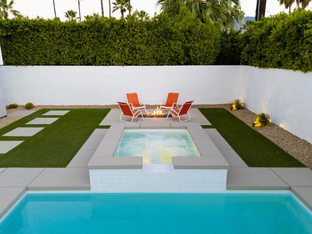 1877 S Navajo Drive, Palm Springs, CA 92264