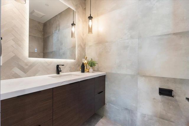 2213 Hicks Avenue, San Jose CA: https://media.crmls.org/mediaz/9f418741-9f1e-4110-b813-7b193530af54.jpg